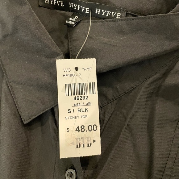 Black tie shirt - Picture 3 of 3